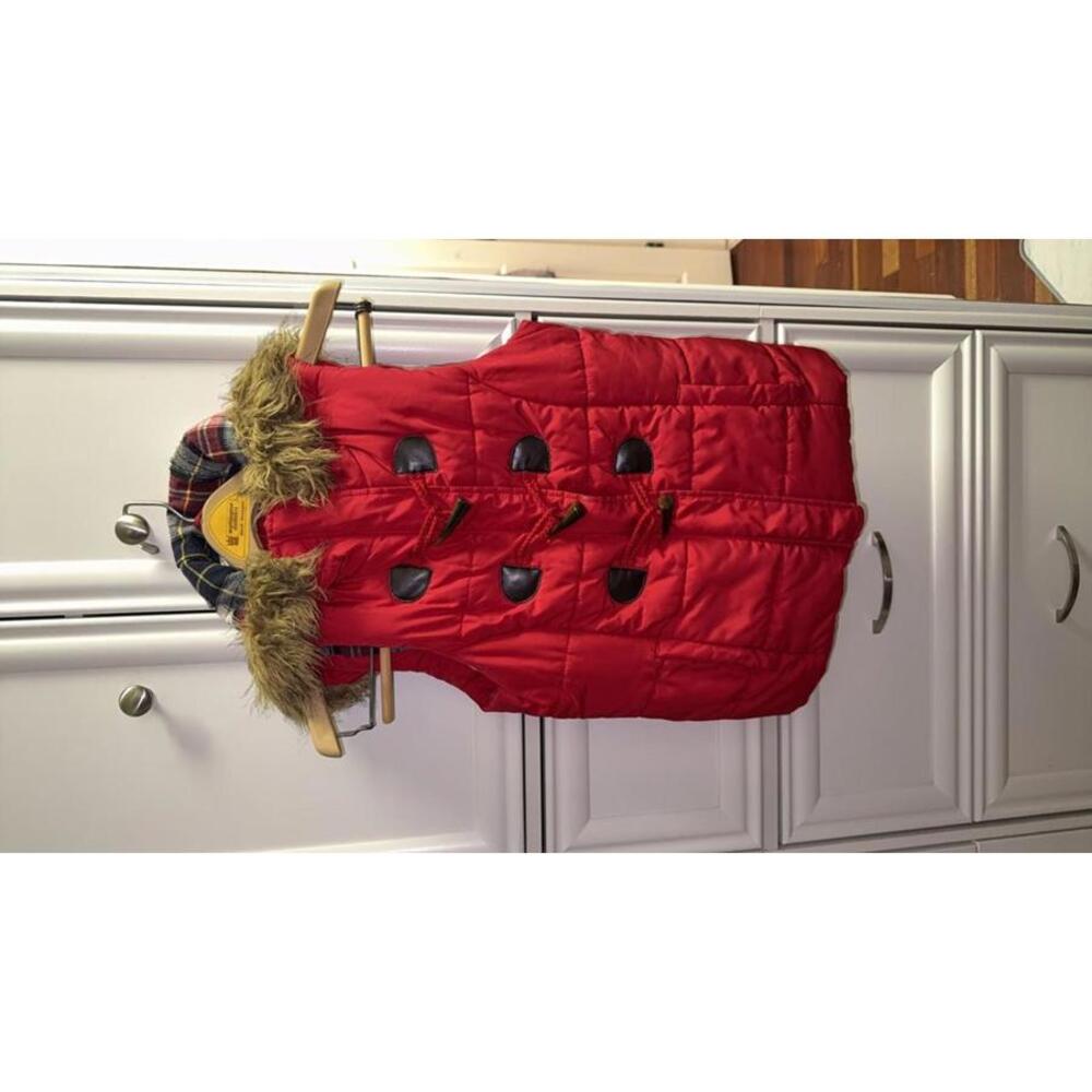 Love Tree Red Faux Fur Trimmed Quilted Vest